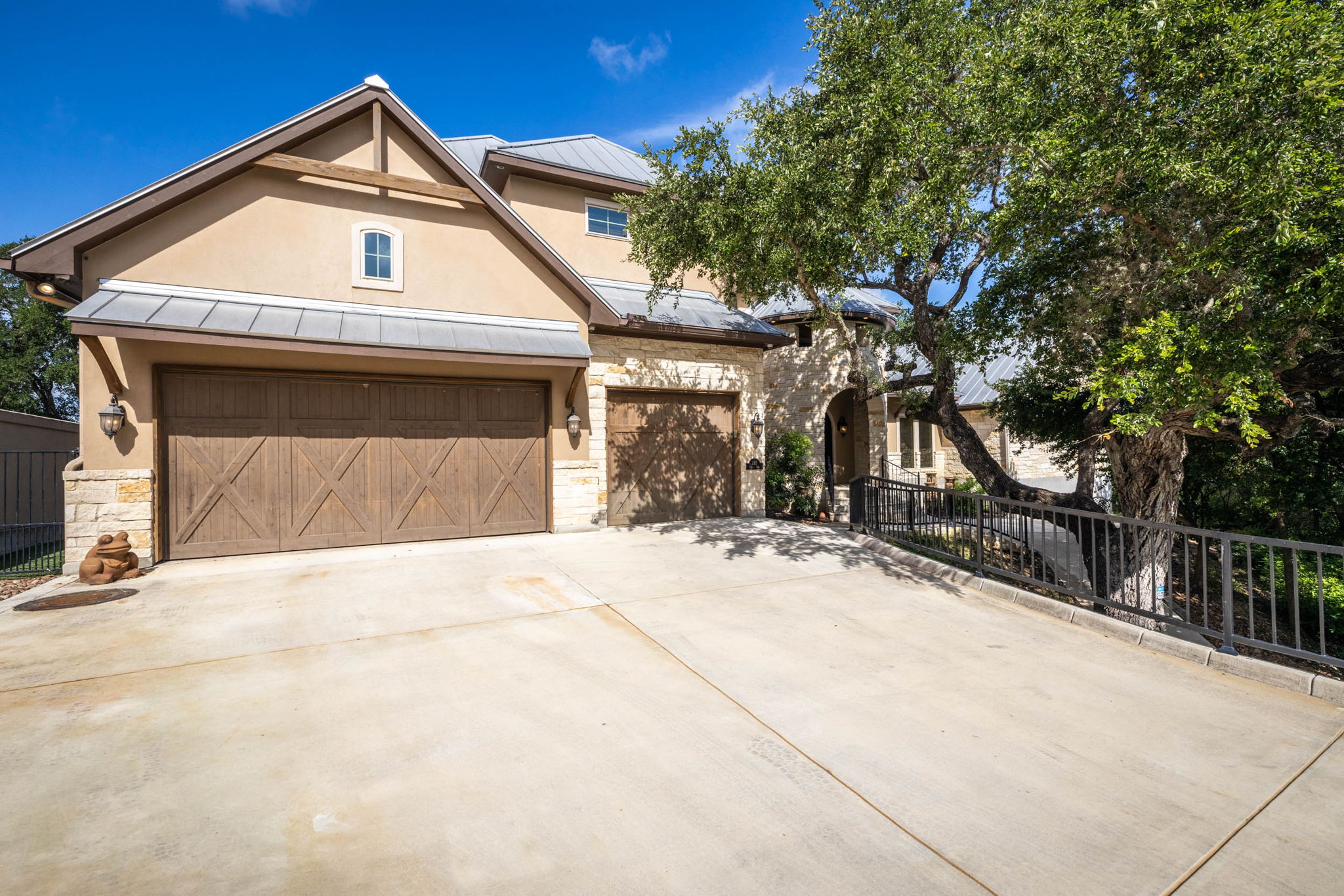 40_1185 Gruene Rd_Kennedy_Fossum Studios