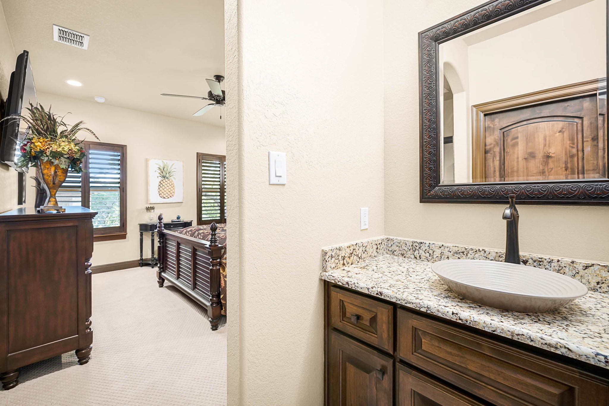 95_1185 Gruene Rd_Kennedy_Fossum Studios