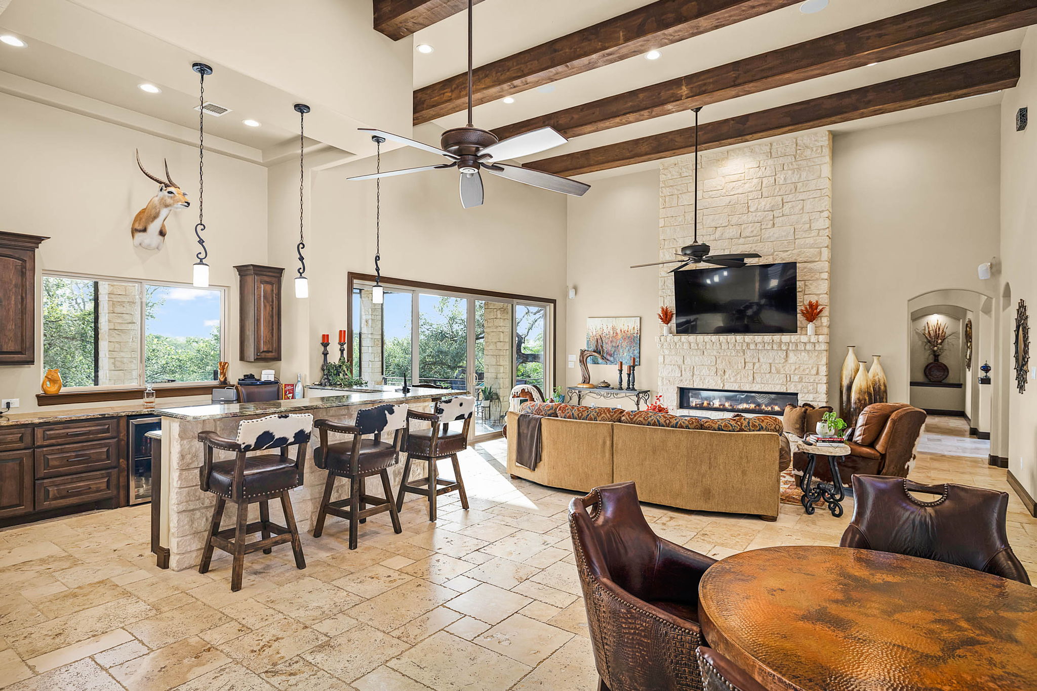111_1185 Gruene Rd_Kennedy_Fossum Studios