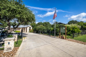 23_1185 Gruene Rd_Kennedy_Fossum Studios