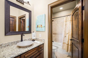 99_1185 Gruene Rd_Kennedy_Fossum Studios