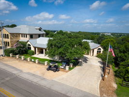 165_1185 Gruene Rd_Kennedy_Fossum Studios