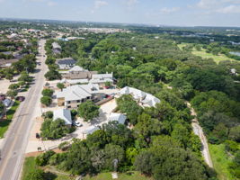 169_1185 Gruene Rd_Kennedy_Fossum Studios