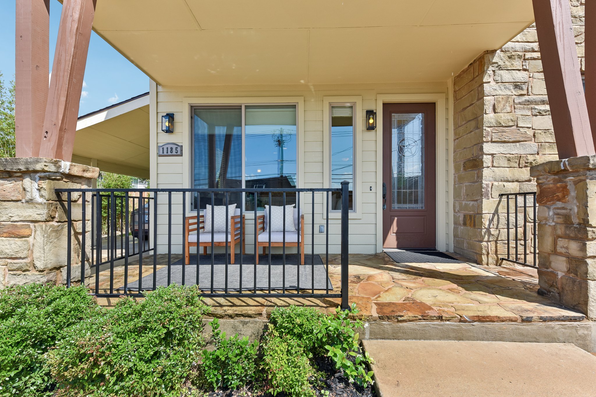 Springdale Rd-S1105-003.jpg
