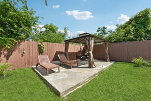 Springdale Rd-S1105-046.jpg
