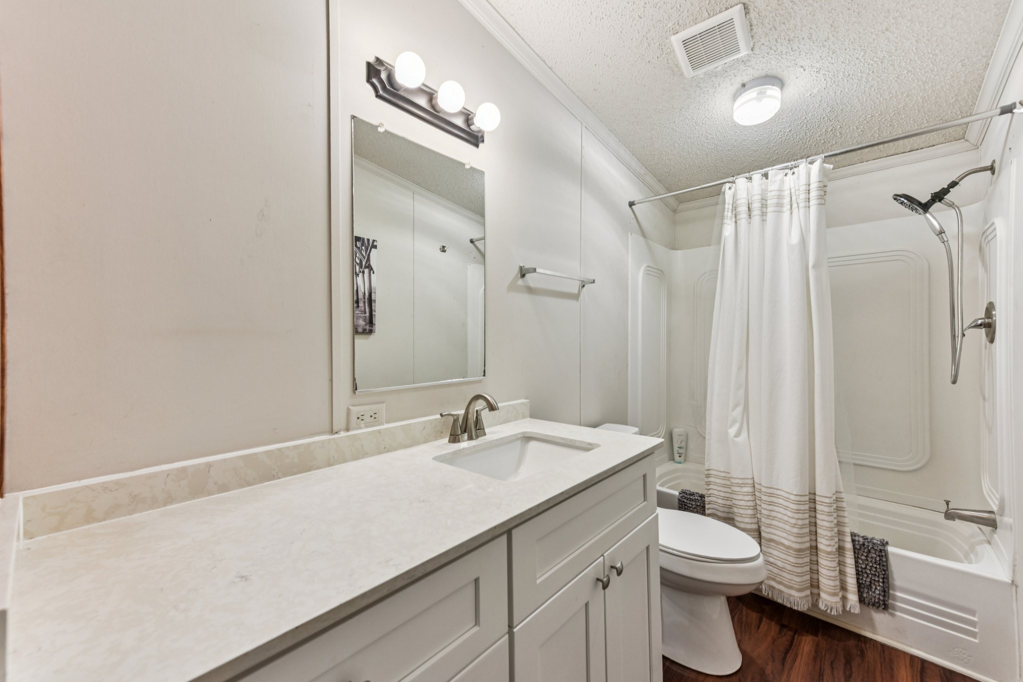 Willis Way-S1610-022.jpg