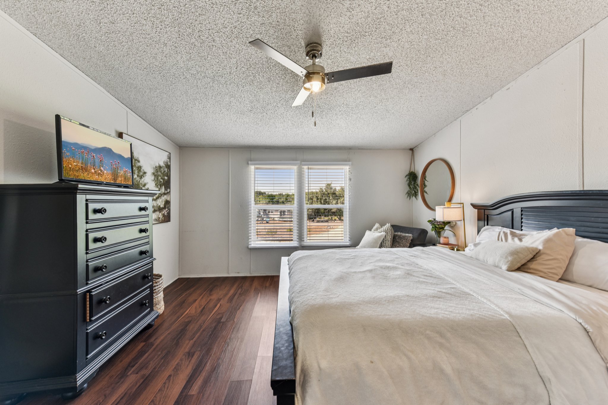 Willis Way-S1610-028.jpg