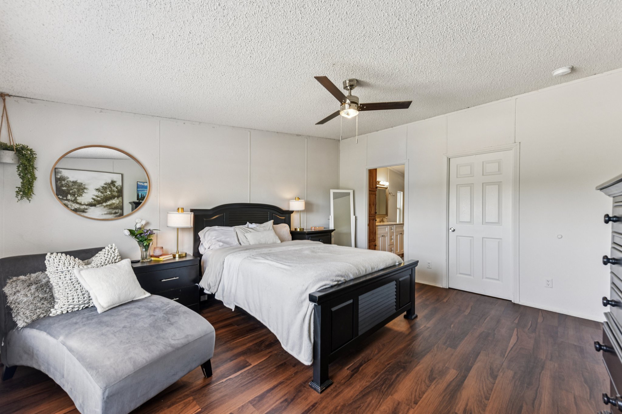 Willis Way-S1610-030.jpg