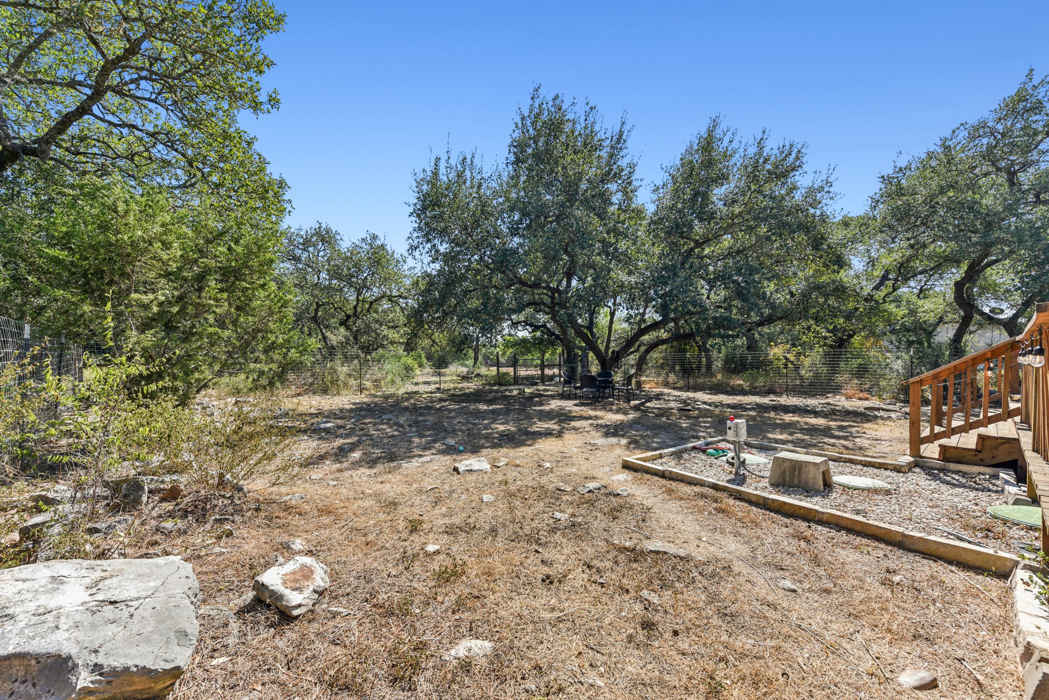 Willis Way-S1610-037.jpg