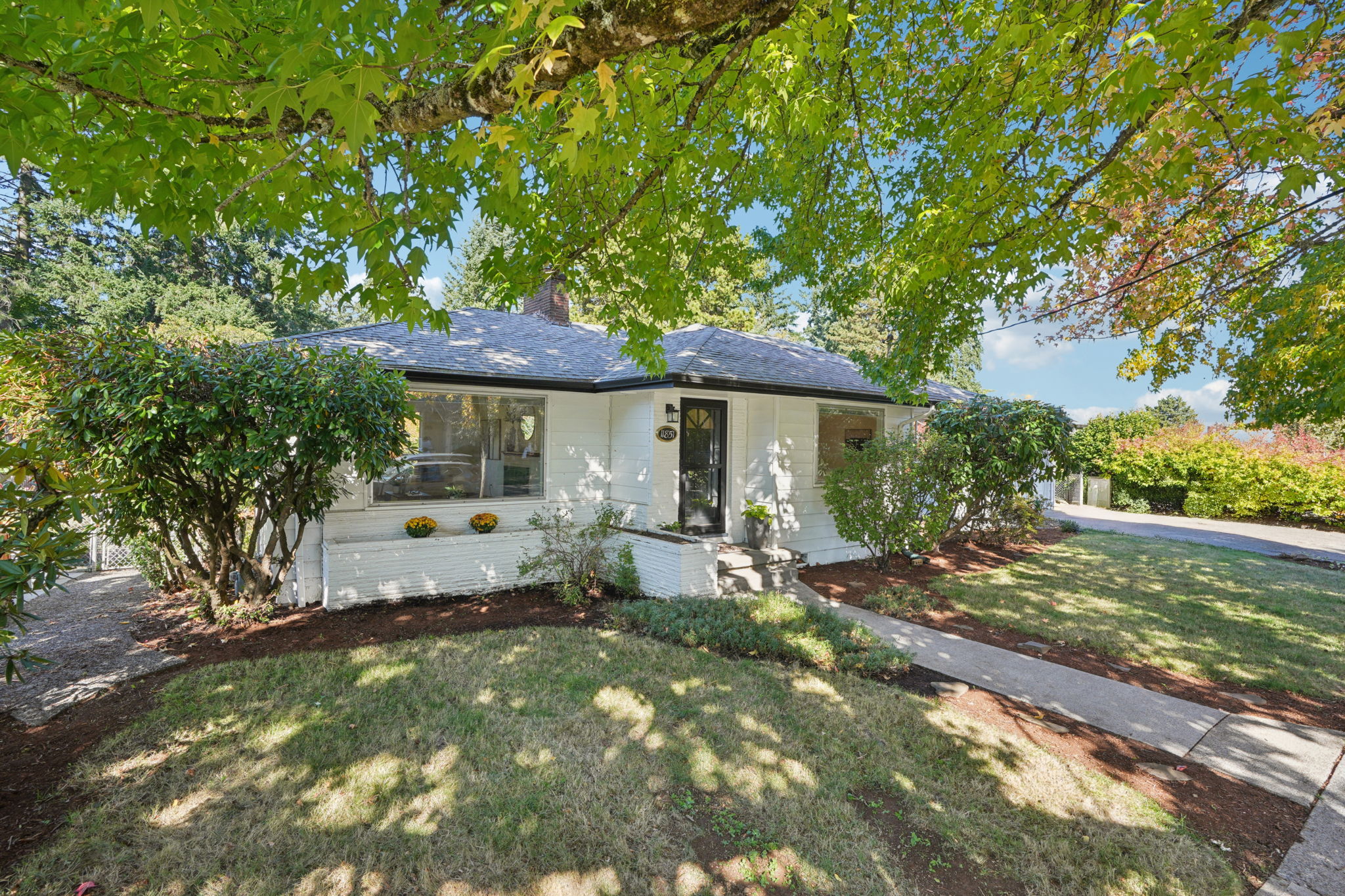 SE Madison St-S1610-003 r