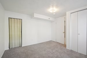 SE Madison St-S1610-036.jpg