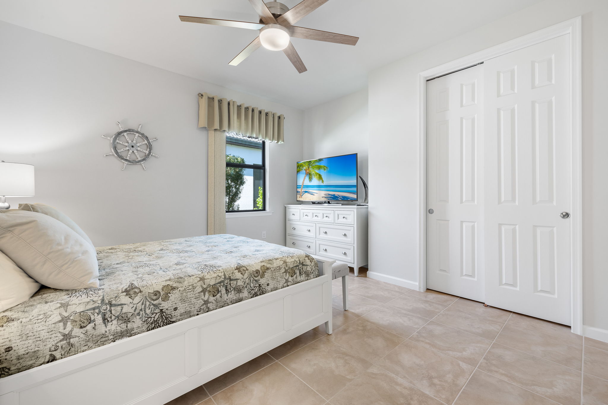 Guest Bedroom 1 - 1 of 2