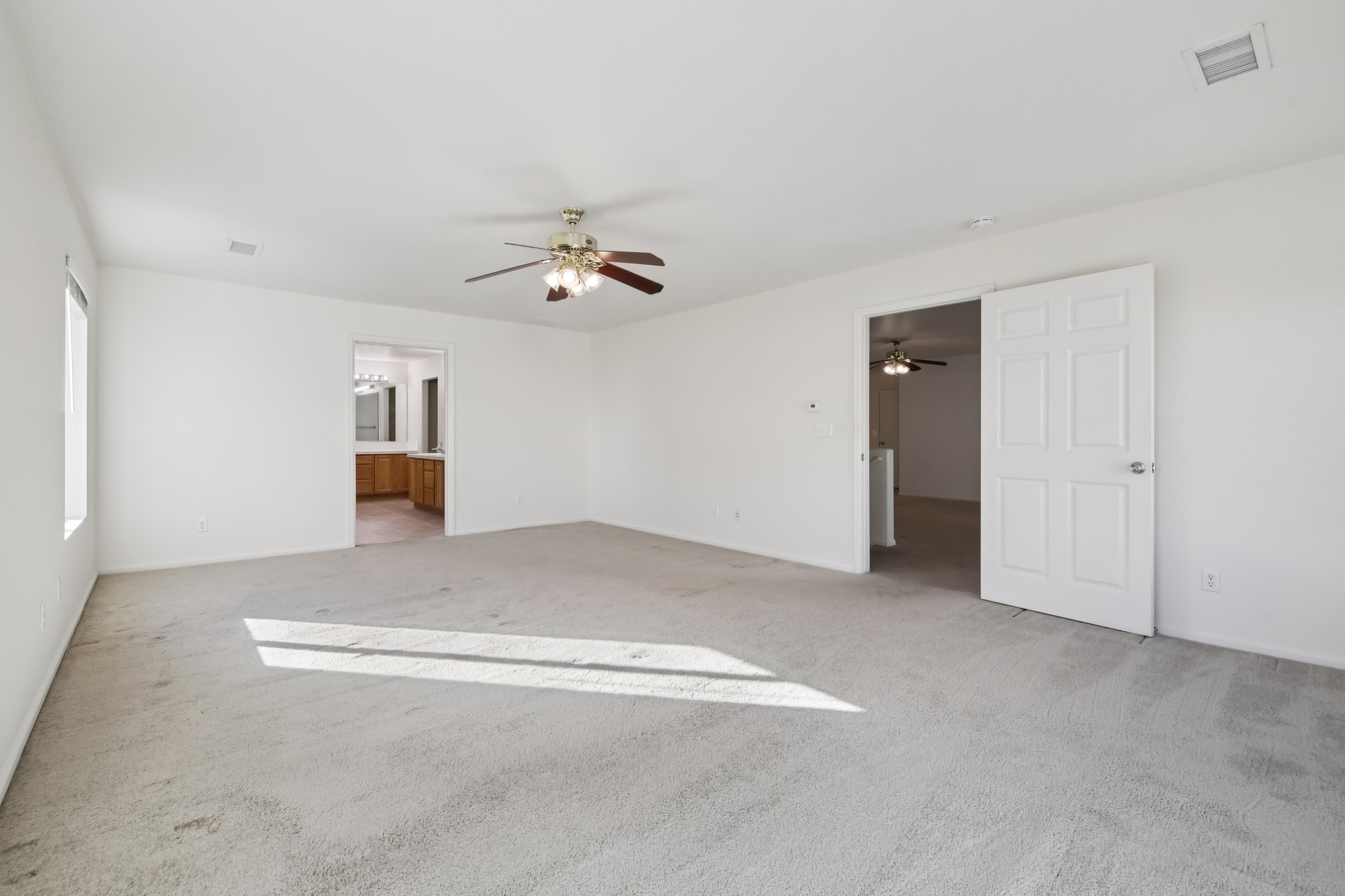 Idalia St-S0502-030.jpg