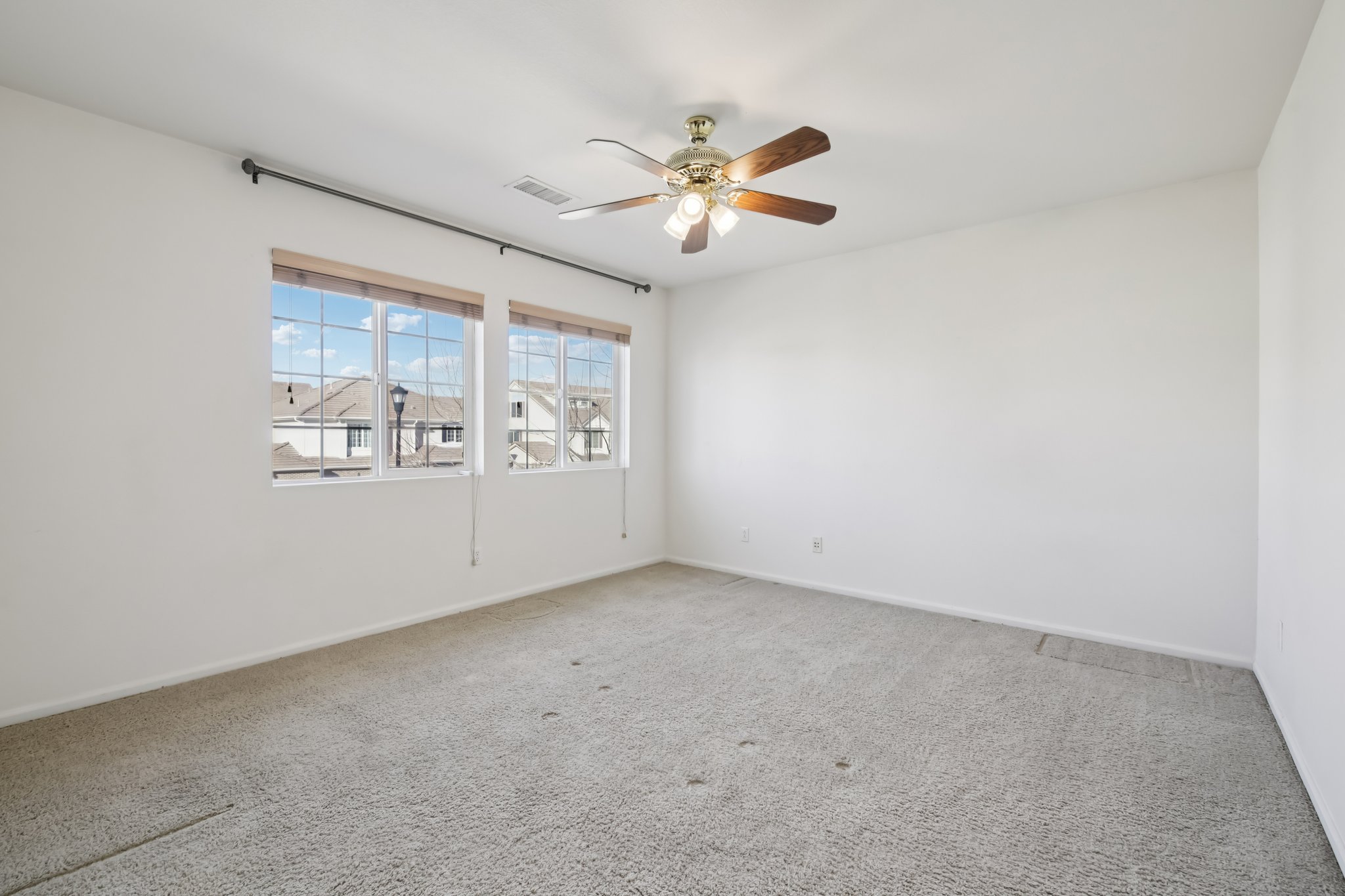 Idalia St-S0502-040.jpg