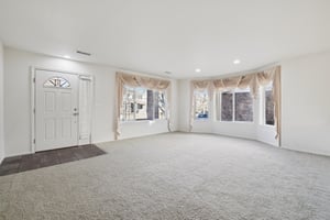 Idalia St-S0502-007.jpg