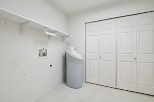 Idalia St-S0502-044.jpg