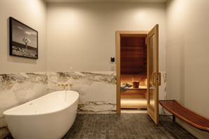  Photo 49