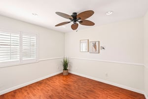 Lugo Ln-S2309-015.jpg