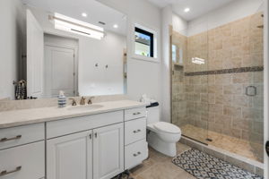 Guest Bath 2