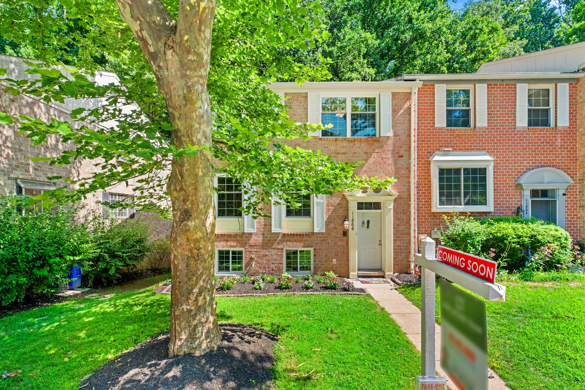 03. Front exterior.jpg