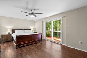 24. Upper bedroom.jpg