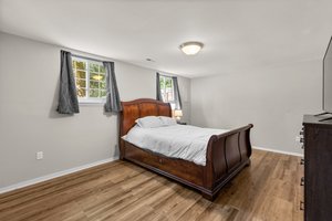 35. Lower bedroom.jpg