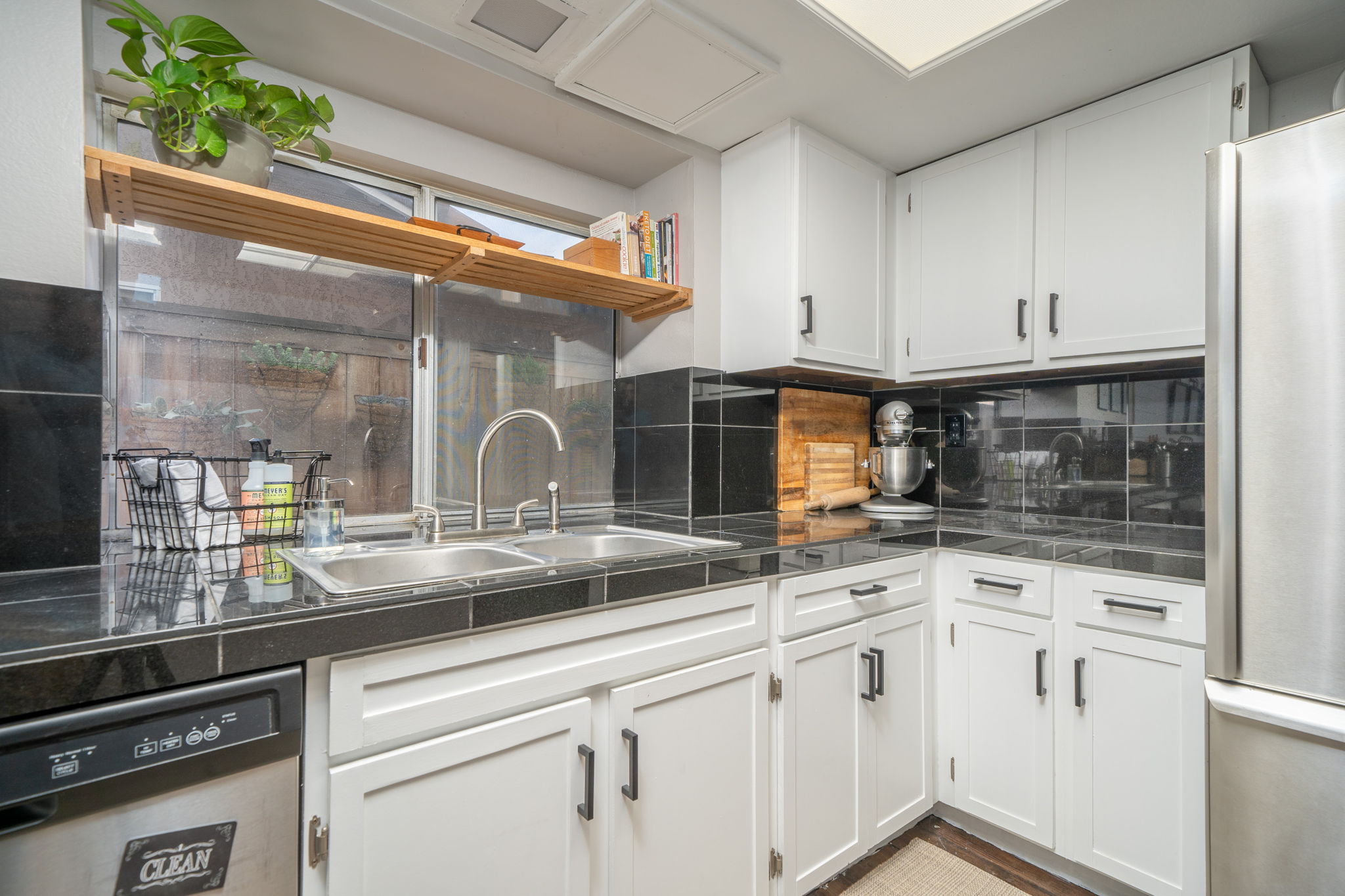 11867 Aslan Ct, Moreno Valley, CA 92557 | Devonvp Photography
