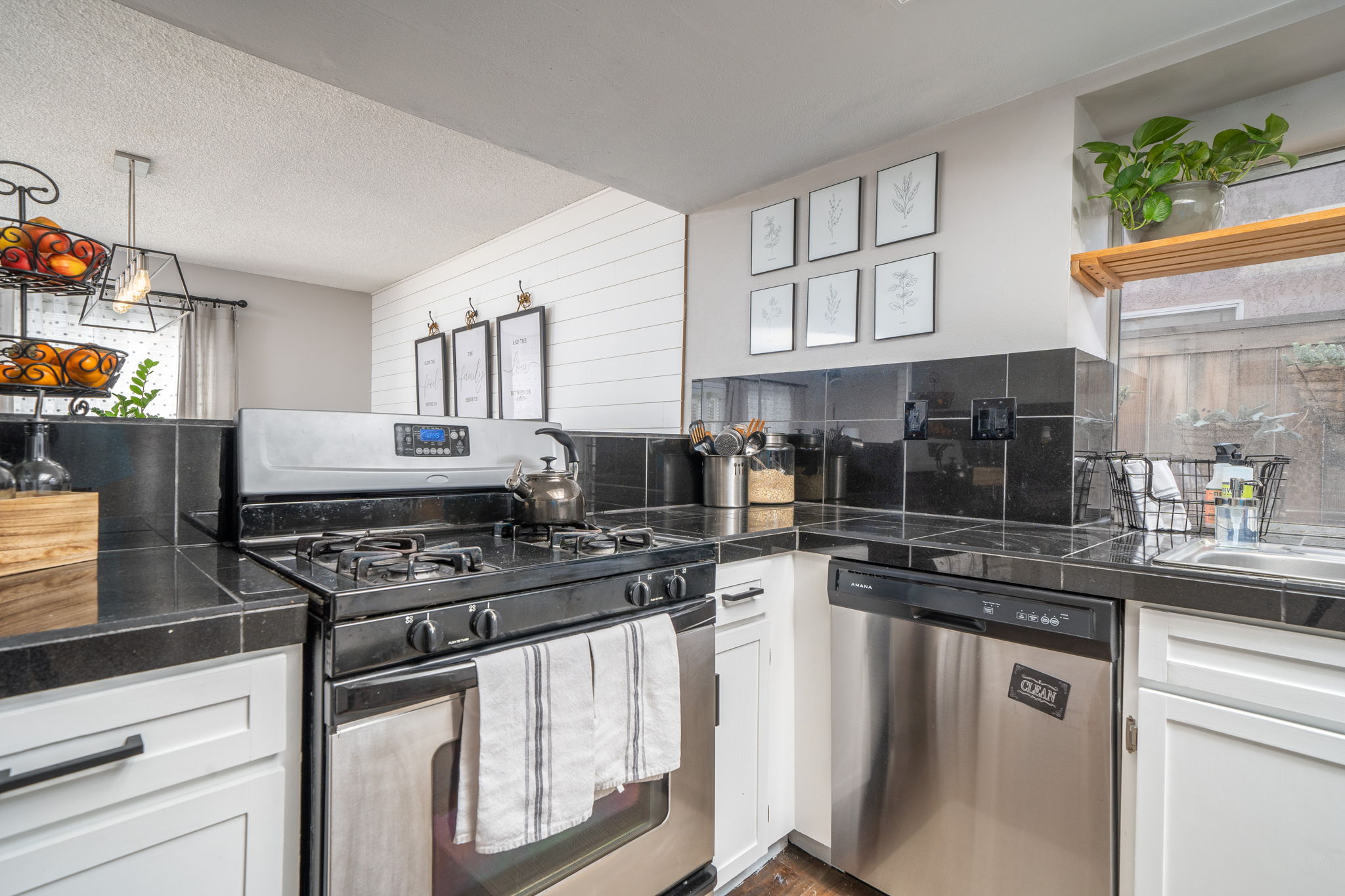 11867 Aslan Ct, Moreno Valley, CA 92557 | Devonvp Photography