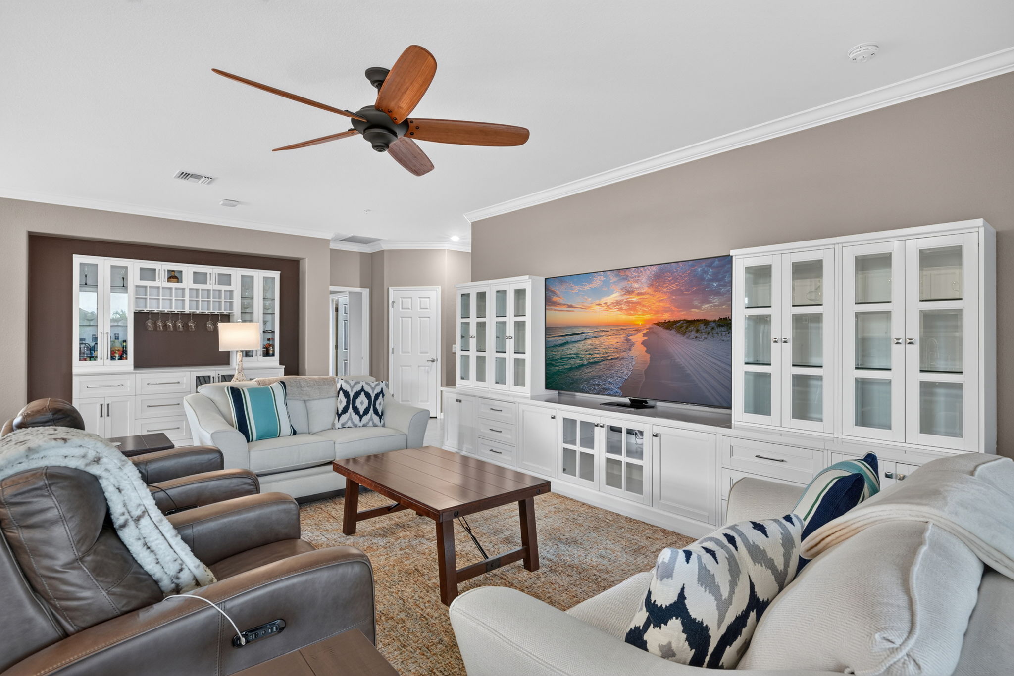 Living Room 1 of 3