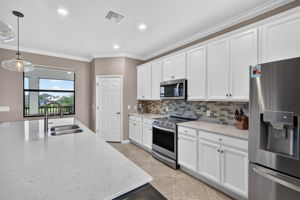 Kitchen 1 of 4