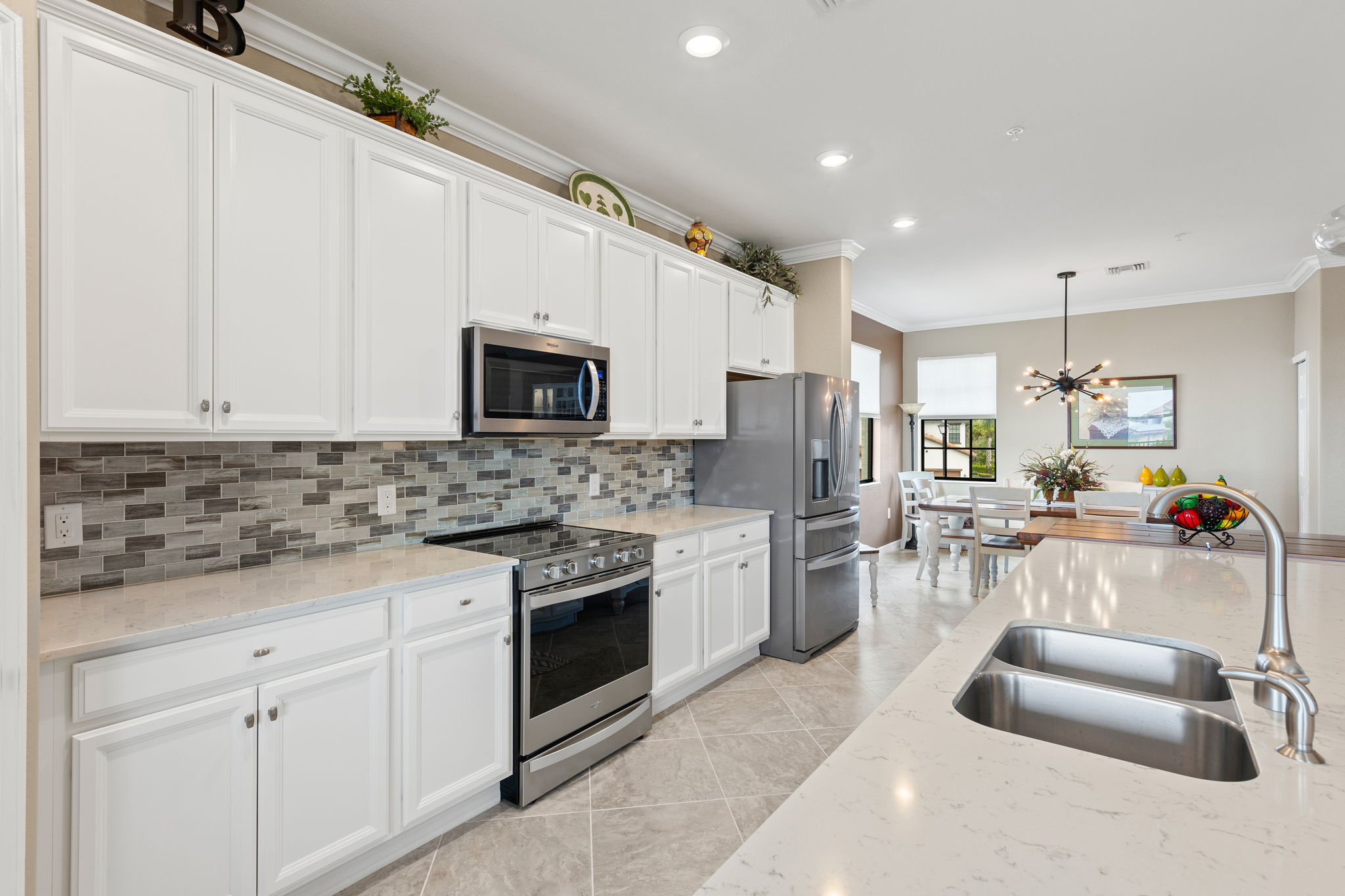 Kitchen 3 of 4