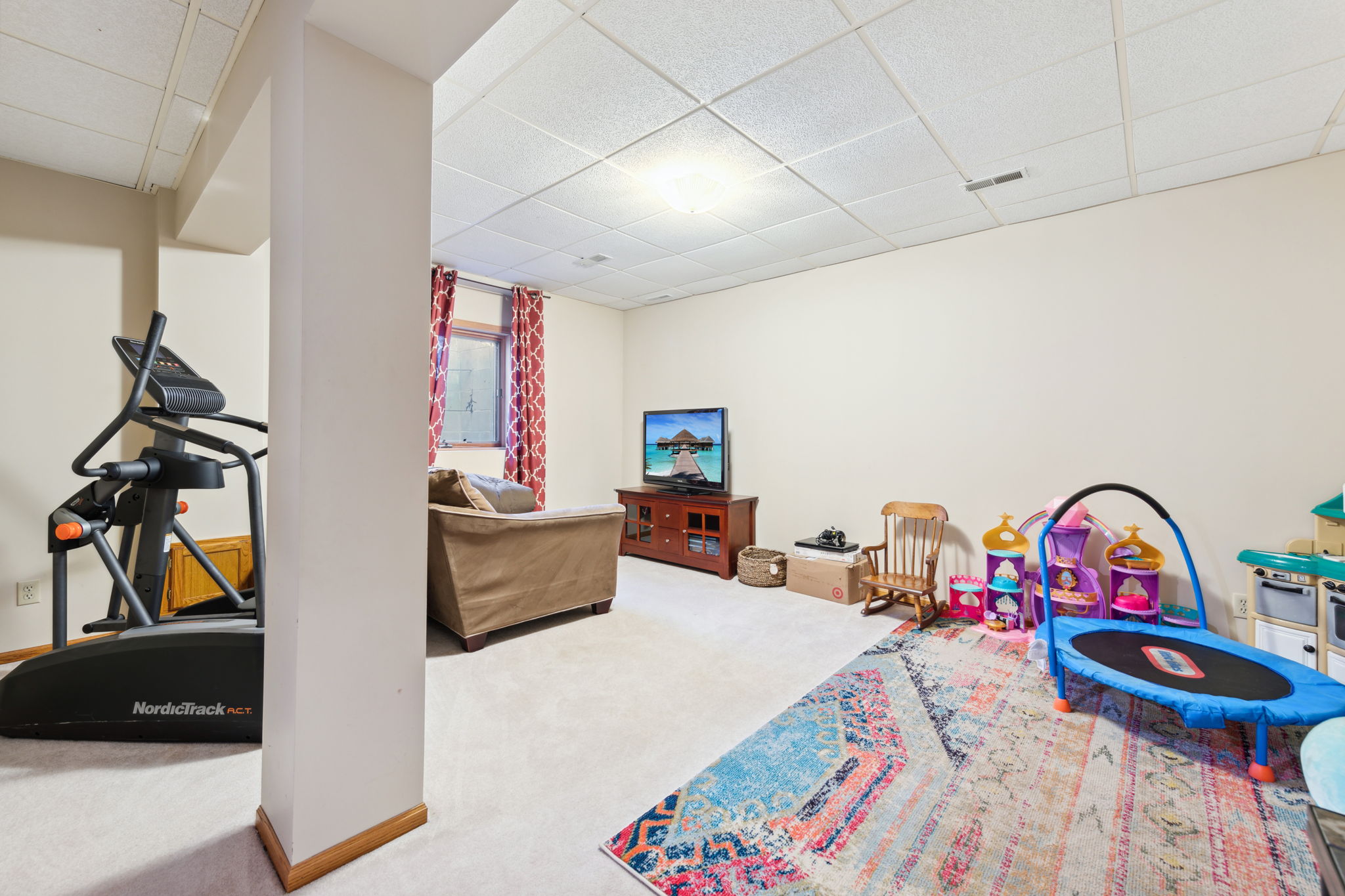 13_Interior