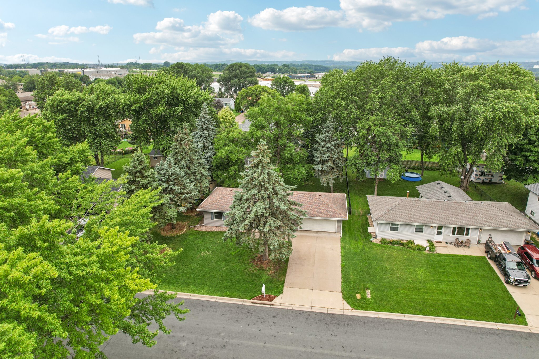 Tyler St-043.jpg