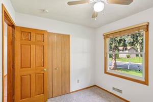 Tyler St-013.jpg