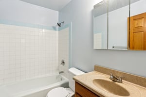 Tyler St-019.jpg
