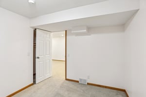 Tyler St-029.jpg