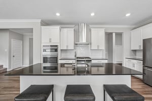 Prominence Pl-S2406-016.jpg