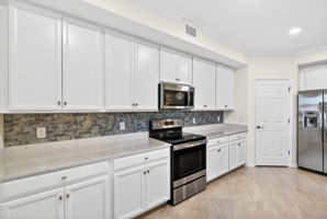 Kitchen 4