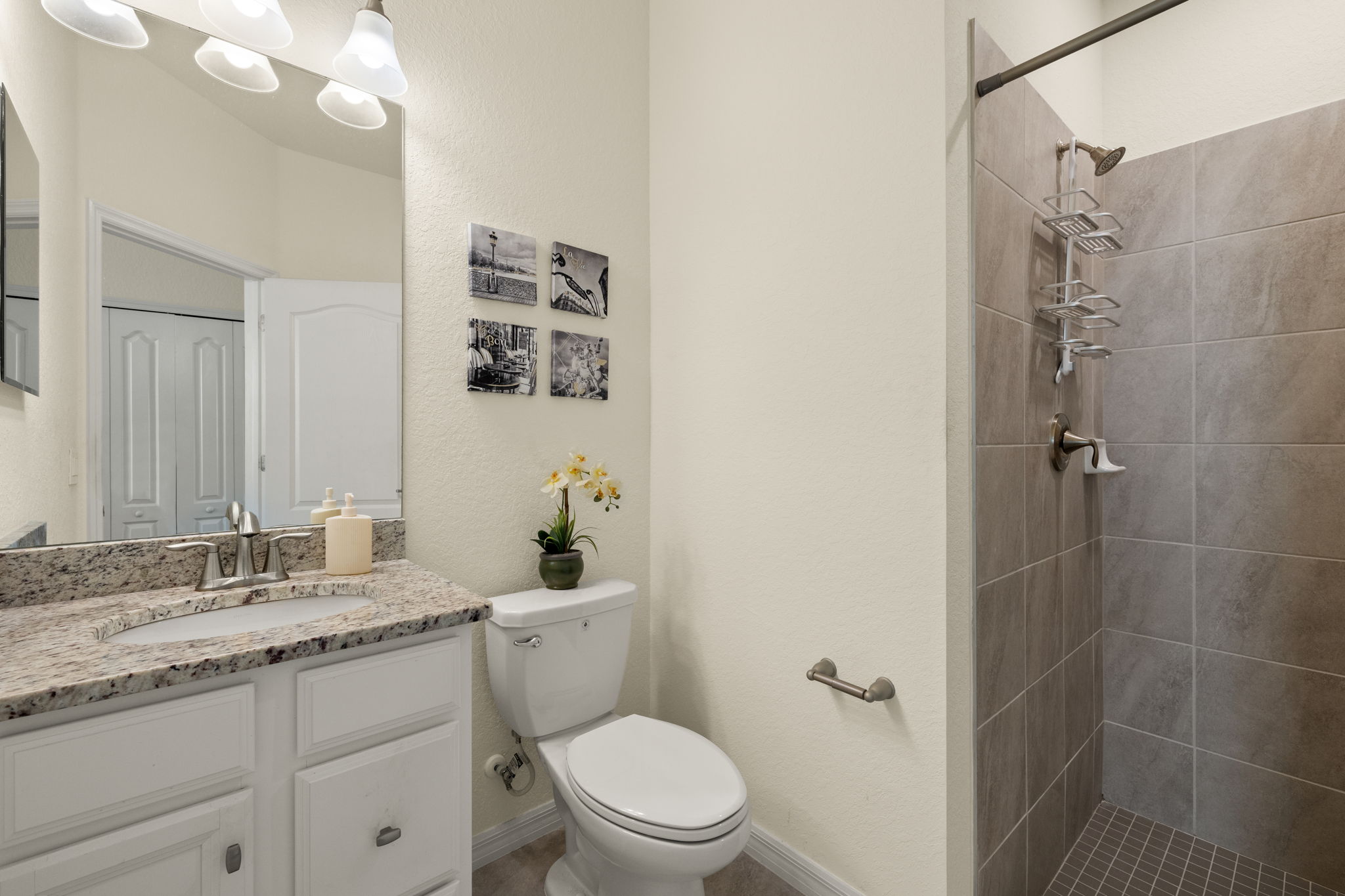 Guets Bathroom 2