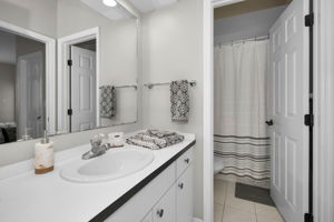 Upper Level Guest Bathroom2