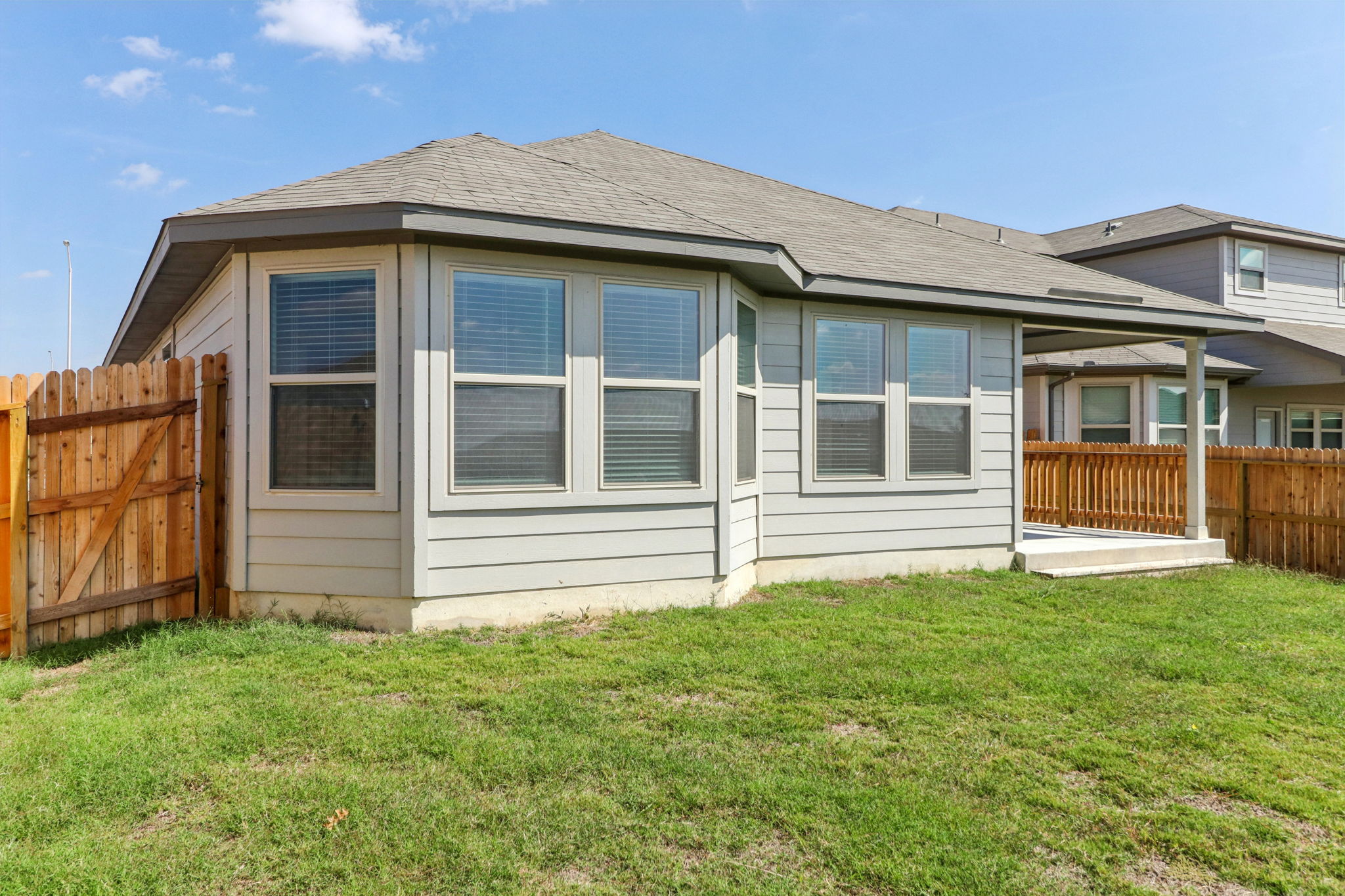 San Antonio East - Legendary Trails - 119 Barton Point Schertz TX 78108 - 026