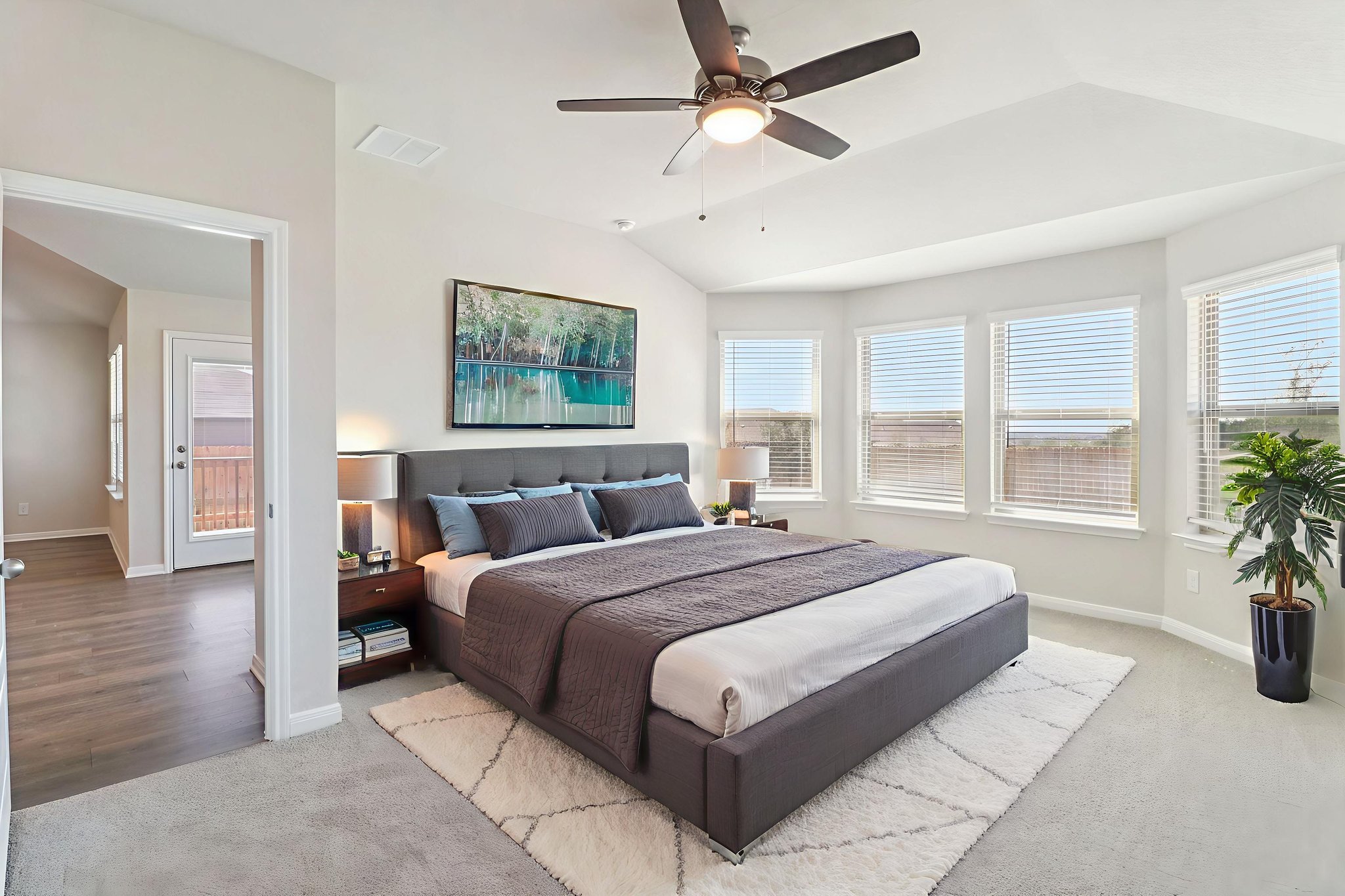 San Antonio East - Legendary Trails - 119 Barton Point Schertz TX 78108 - 018 virtually staged.jpeg