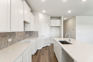 San Antonio East - Legendary Trails - 119 Barton Point Schertz TX 78108 - 010