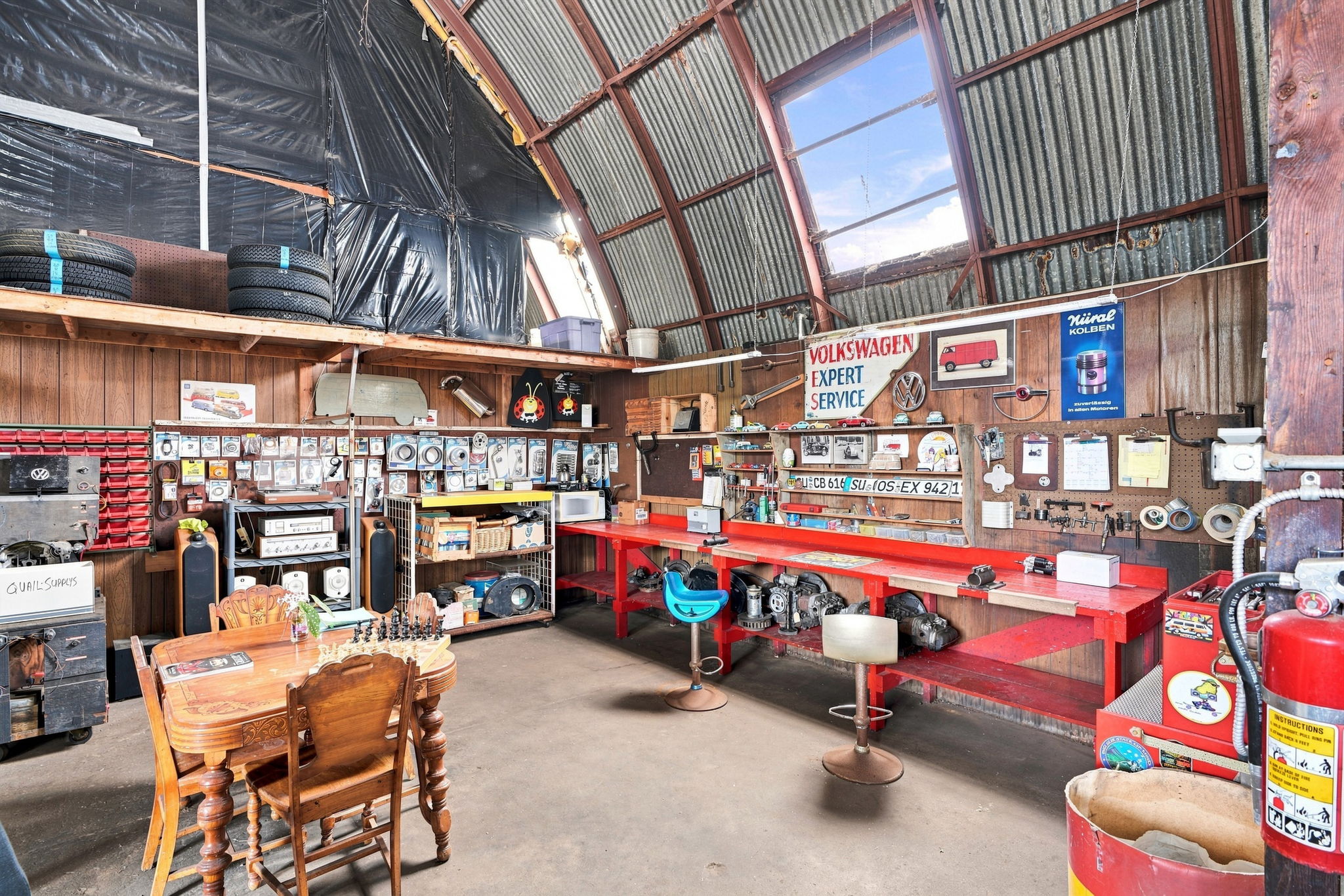 016_F8_119 Dewey Ave