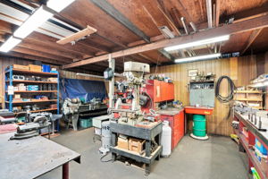 020_F8_119 Dewey Ave