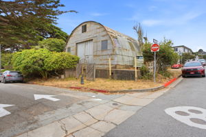 031_F8_119 Dewey Ave