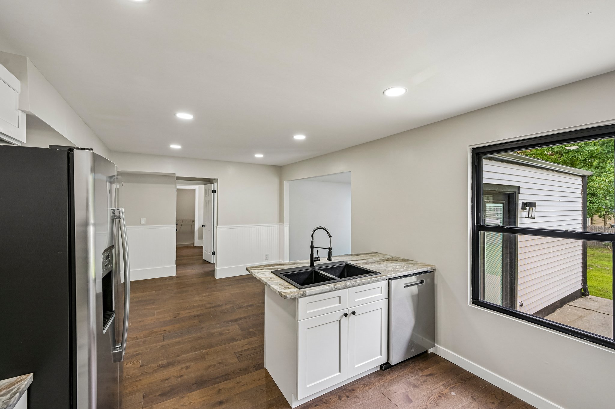Ebbetts Dr-S1408-013.jpg