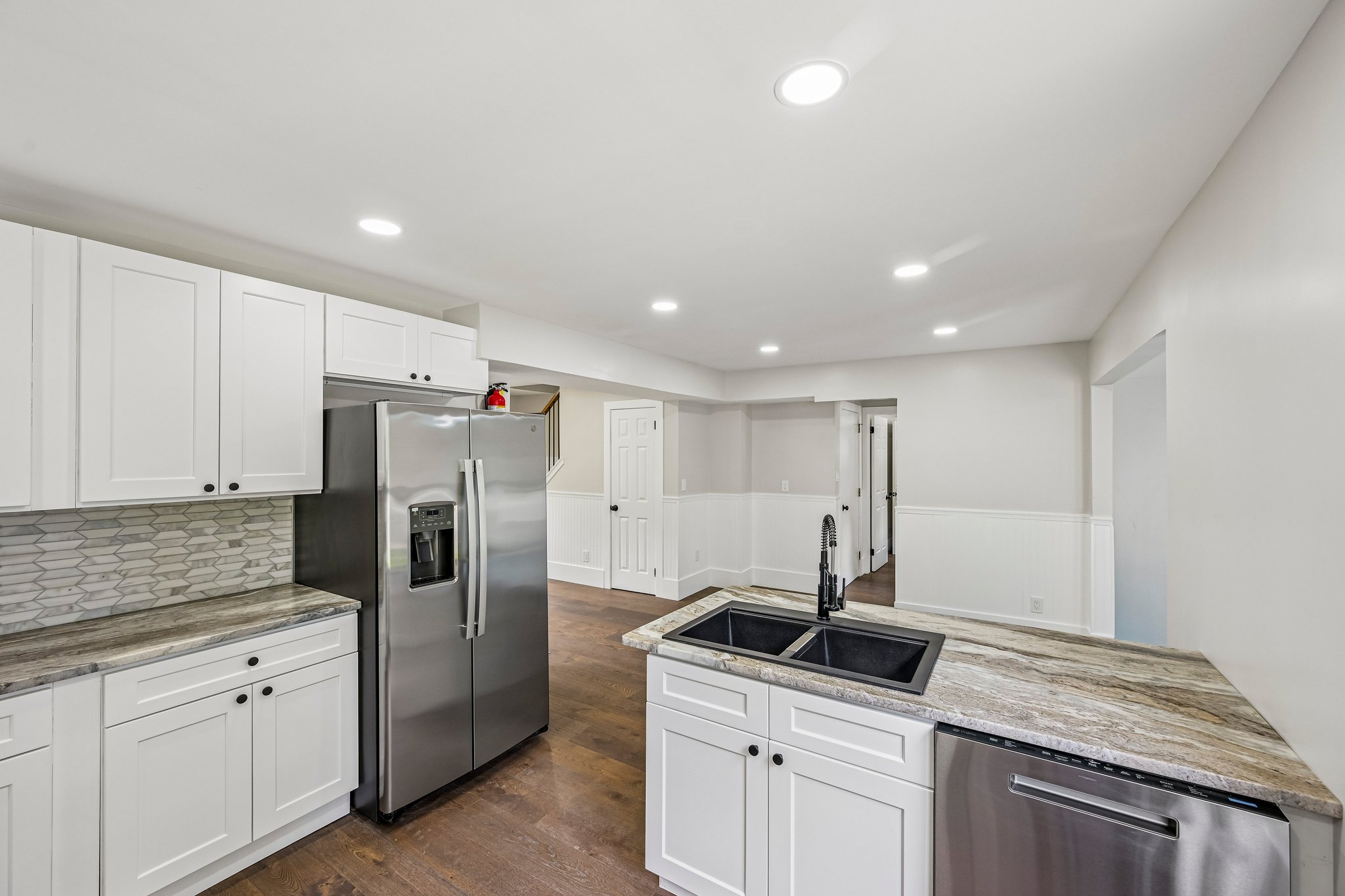 Ebbetts Dr-S1408-014.jpg