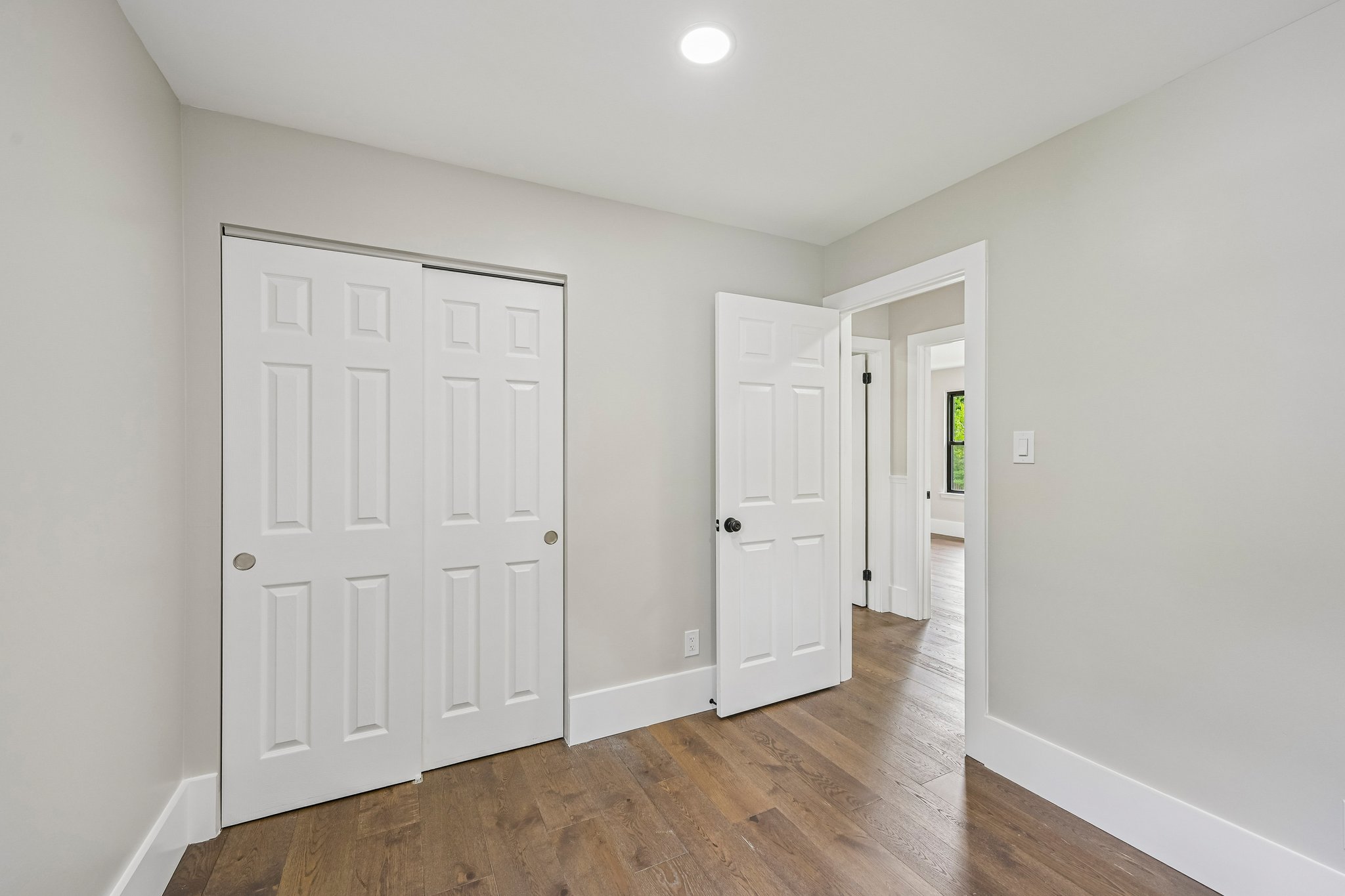 Ebbetts Dr-S1408-038.jpg