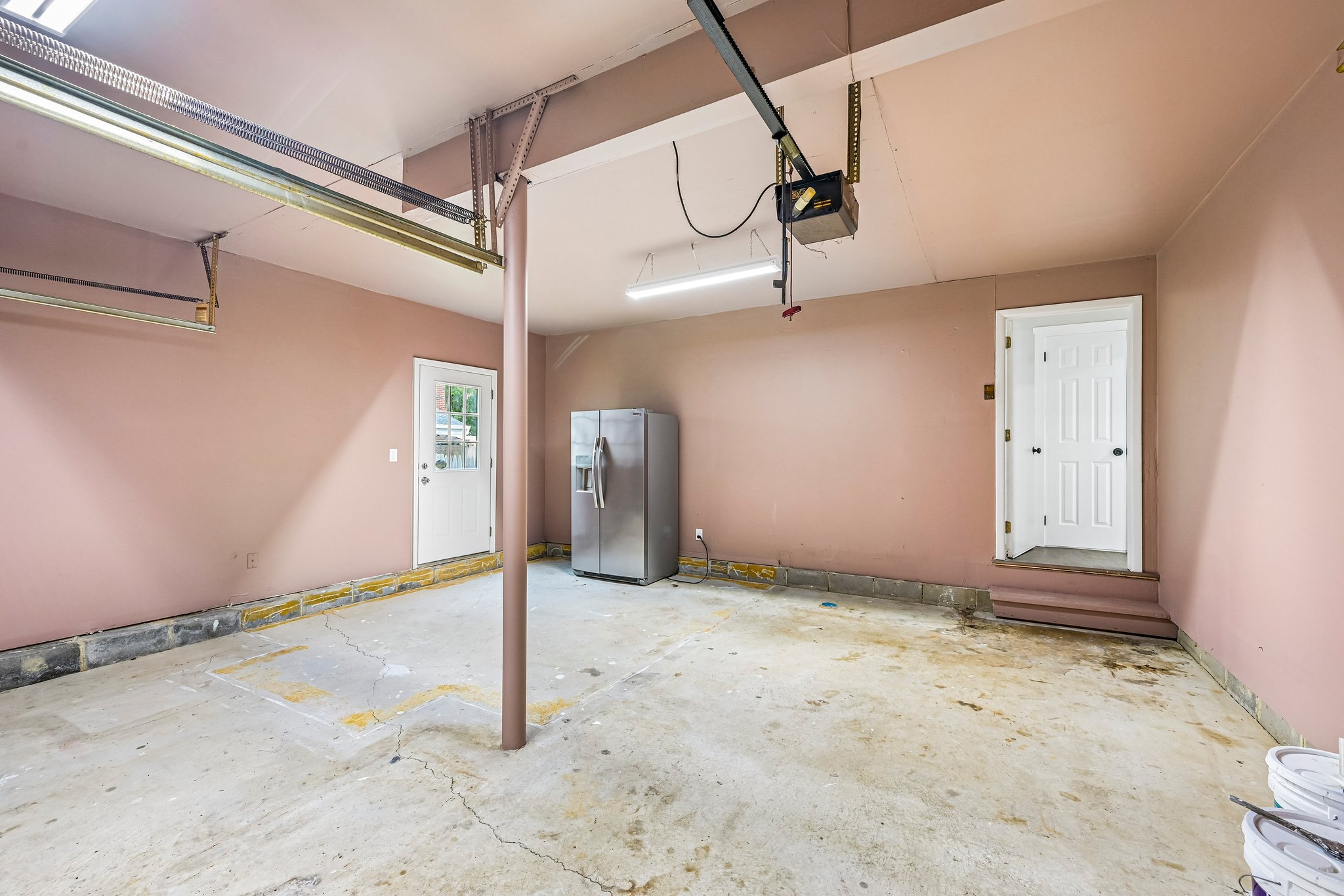 Ebbetts Dr-S1408-055.jpg